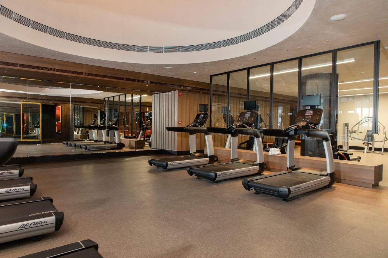 Mumian Beijing Daxing International Airport, Part Of Hyatt Hotell Exteriör bild The gym at the hotel