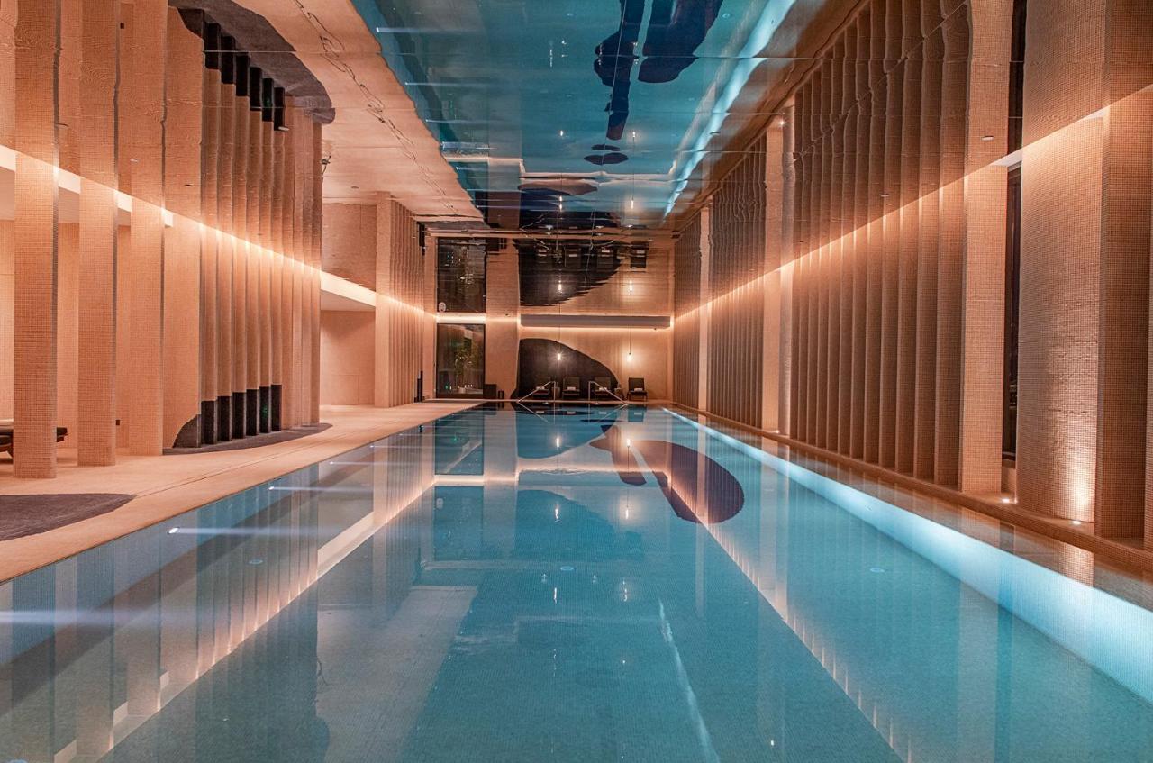 Mumian Beijing Daxing International Airport, Part Of Hyatt Hotell Exteriör bild The pool at The Standard London