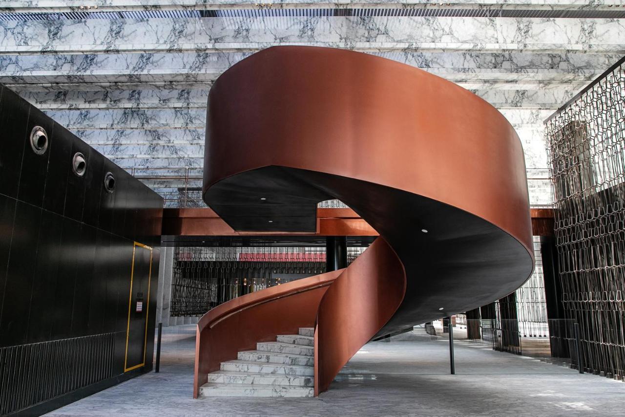Mumian Beijing Daxing International Airport, Part Of Hyatt Hotell Exteriör bild Spiral staircase