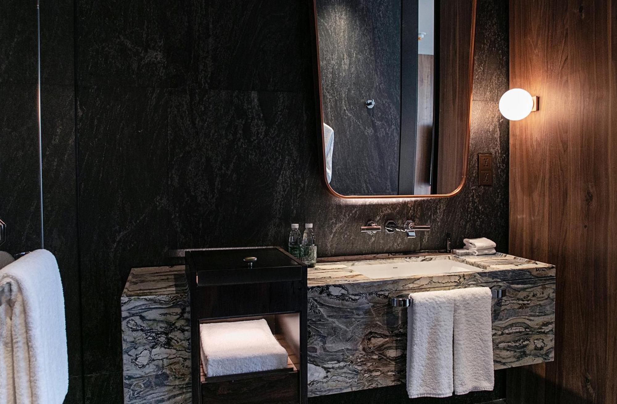Mumian Beijing Daxing International Airport, Part Of Hyatt Hotell Exteriör bild Bathroom